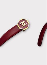 Cintura Chanel in pelle rossa