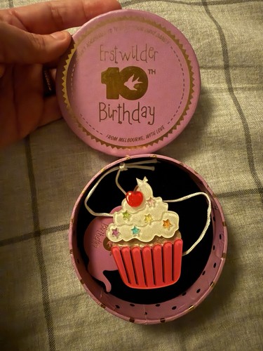 Spilla firstwilder cupcake - spilla,