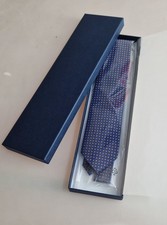 Cravatta di seta, nuova nella scatola, gruppo ECR