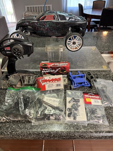 Traxxas rustler 2wd - traxxas,
