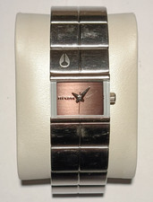 Nixon "The Cougar" quartz