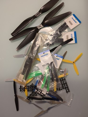 Stock eliche drone nuove - drone,