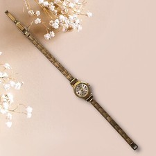 ANCIENNE MONTRE MÉCANIQUE