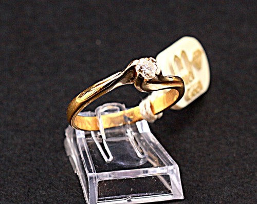 Solitario con diamante - , taglio