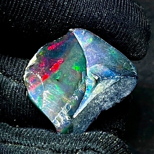 Pietra grezza opale nero - , ct