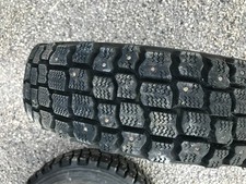 Gomme da neve chiodate