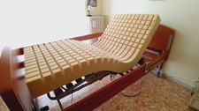 Letto Wimed disabili elettrico usato