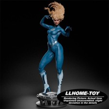 Modellino donna invisibile 1/8