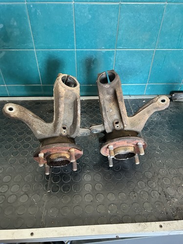 Mozzi ruota anteriori ford - mozzi,