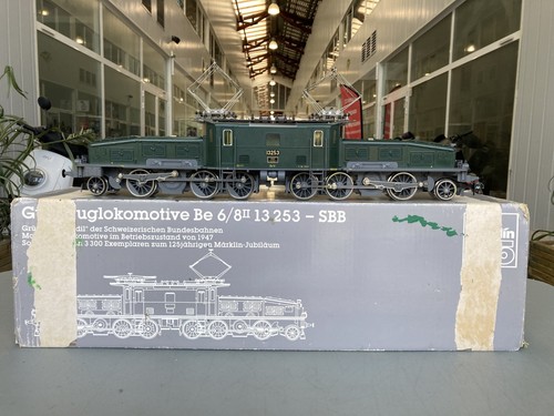 Marklin 5758 locomotive - marklin, i
