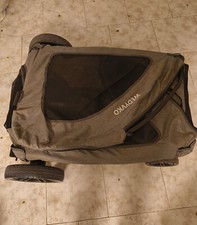 Grande passeggino pieghevole per cani con 4 ruote, usato una sola volta