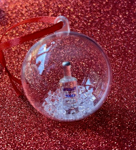 Bottiglia vodka cubetti - di,