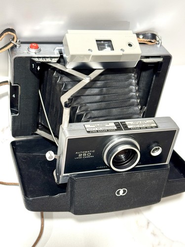 Polaroid automatic 230 land - polaroid,