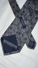 Cravatta Burberry 100% Seta