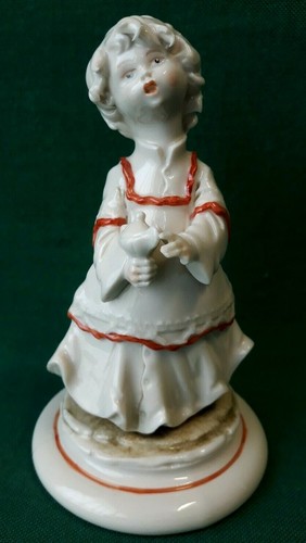 Vecchia statua bambino - vecchia,