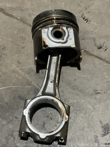 Kubota v2003 et02 cylinder - kubota, m