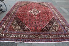 Tappeto grande vintage fatto a