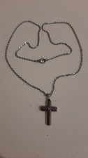 Collana uomo in acciaio con ciondolo a croce