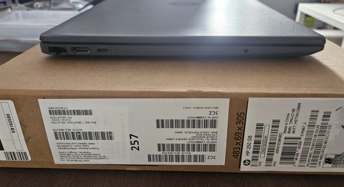 Laptop 250 i3 1115g4 - g8, |