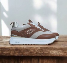 LIU JO SNEAKERS DONNA SADDLE  CON LOGO ORO BA6005PX806 COLLEZIONE P/E 2026