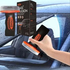 Pulitore vetri parabrezza auto