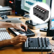 Mini Mixer Stereo 4 Canali