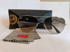 Ray-Ban Aviator RB3025
