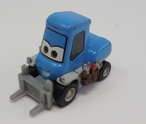 Disney pixar cars guido pitty - cars,