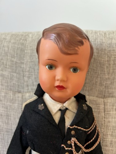 Rare superbe poupee - rare,