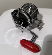 Pen Fishing Tackle Senator 4/0