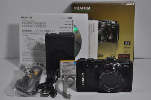 Fotocamera digitale compatta