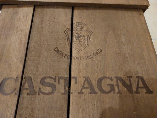 Wine castagna collection vino - castagna,