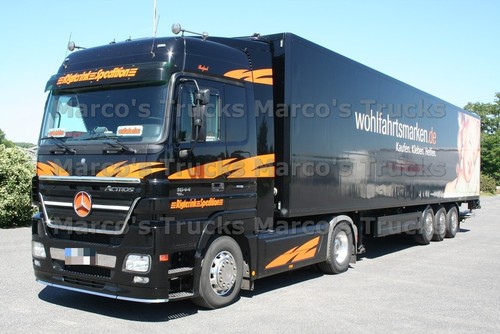 Foto camion mercedes benz - foto, mercedes-benz