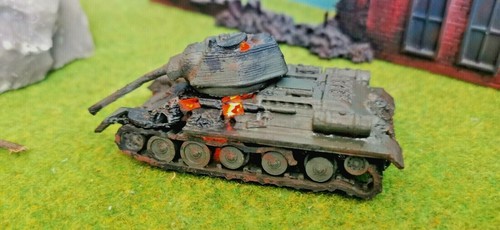 Carro armato distrutto - armato,