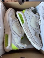 Size 11 - Air Jordan MA2 Pale