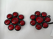 Orecchini clip SS20 Moschino Couture Jeremy Scott Picasso rosso nero fiore