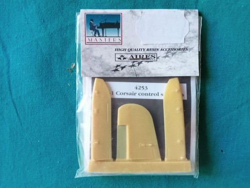 F4u corsair control surfaces - f4u-1,