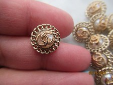 chanel 10 bottoni finta perla