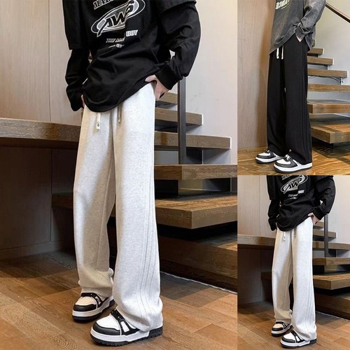 Pantaloni della tuta larghi