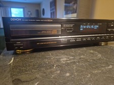 Denon DCD-820 Lettore CD a disco singolo. Con telecomando.  Completamente testato e funzionante ottimo