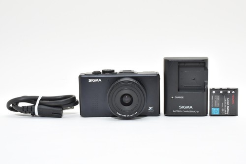 Fotocamera digitale compatta