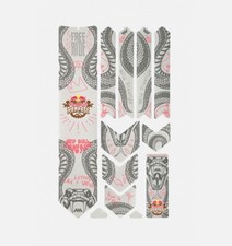 AMS All Mountain Style Protezione Telaio Extra Red Bull Rampage Freeride Bianco o Grigio