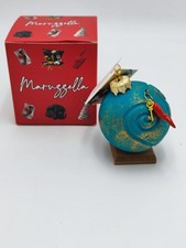 Pallina di natale verde ottanio con corno portafortuna in ceramica fatto a mano 