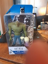 DC COLLECTIBLES - FIGURE