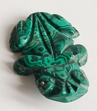 Rana in malachite verde, intagliata e lucidata a mano. African crafts