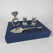 Q635 SET DA TAVOLA TAPPO VINO COLTELLO GRANA FORMAGGIO SALE PEPE SALIERA VINTAGE