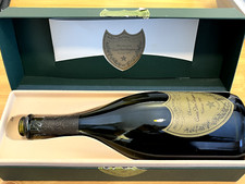 Bottiglia di champagne dom - o,