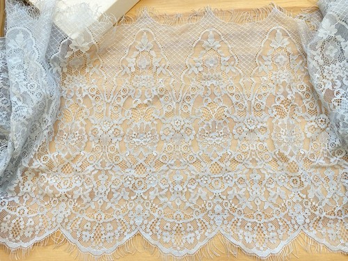 Iarde grigio chiaro ciglia - 3,