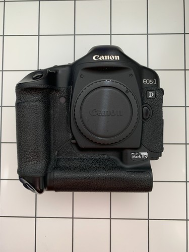 Canon eos mark 8 2 - 1d,