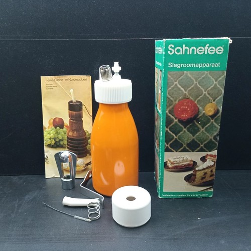 Fata panna montata dispenser